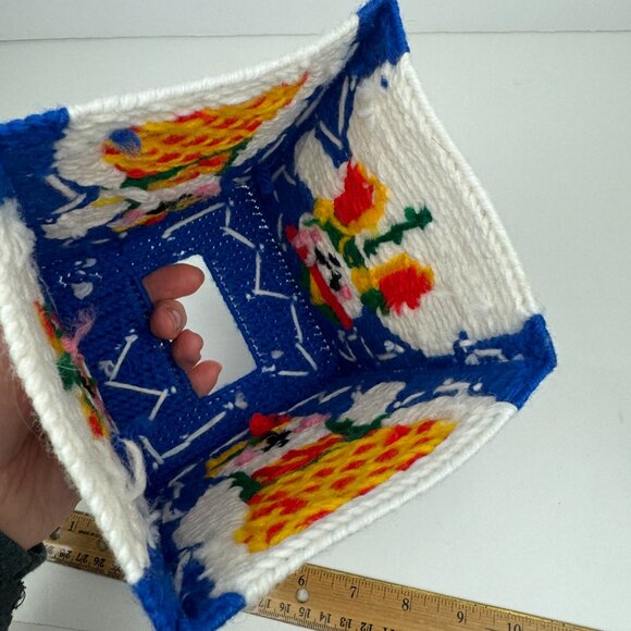 Vtg Handmade Square Blue Tissue Box Cover Snowman Winter Plastic Canvas Yarn - Picture 10 of 11